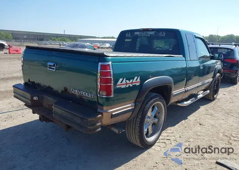 1998 Chevrolet K1500 Fleetside z USA, uszkodzony, nr VIN 2GCEK19R3W1113252